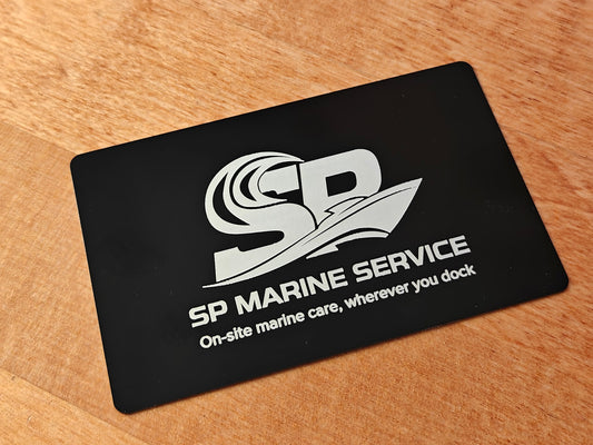 Alumiiniset käyntikortit